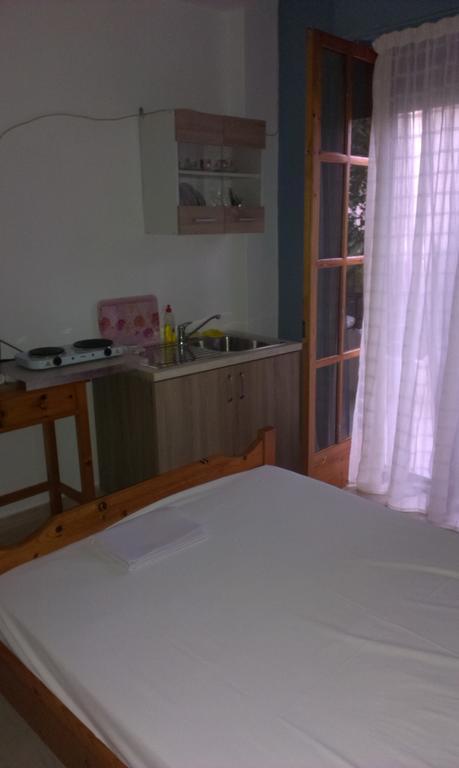 Virginia'S Rooms 普拉塔里亚 客房 照片